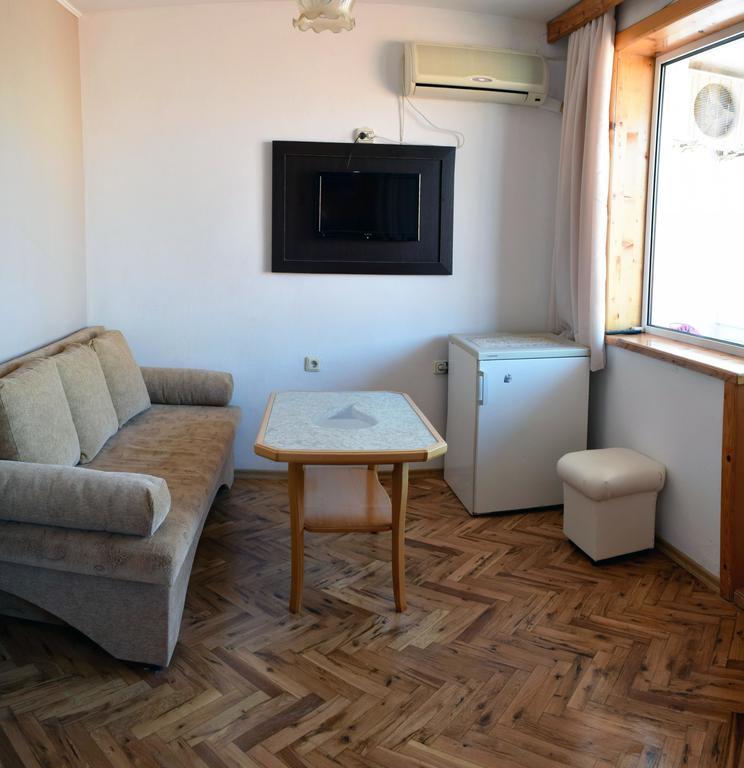 Private Rooms Trakiets Поморие Экстерьер фото