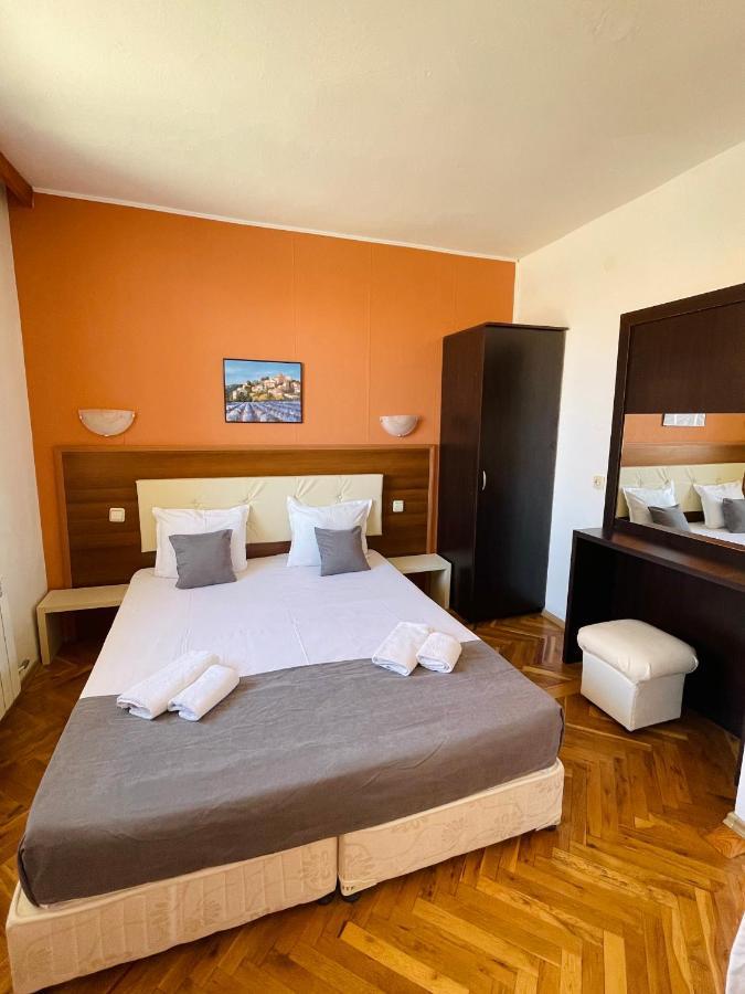 Private Rooms Trakiets Поморие Экстерьер фото