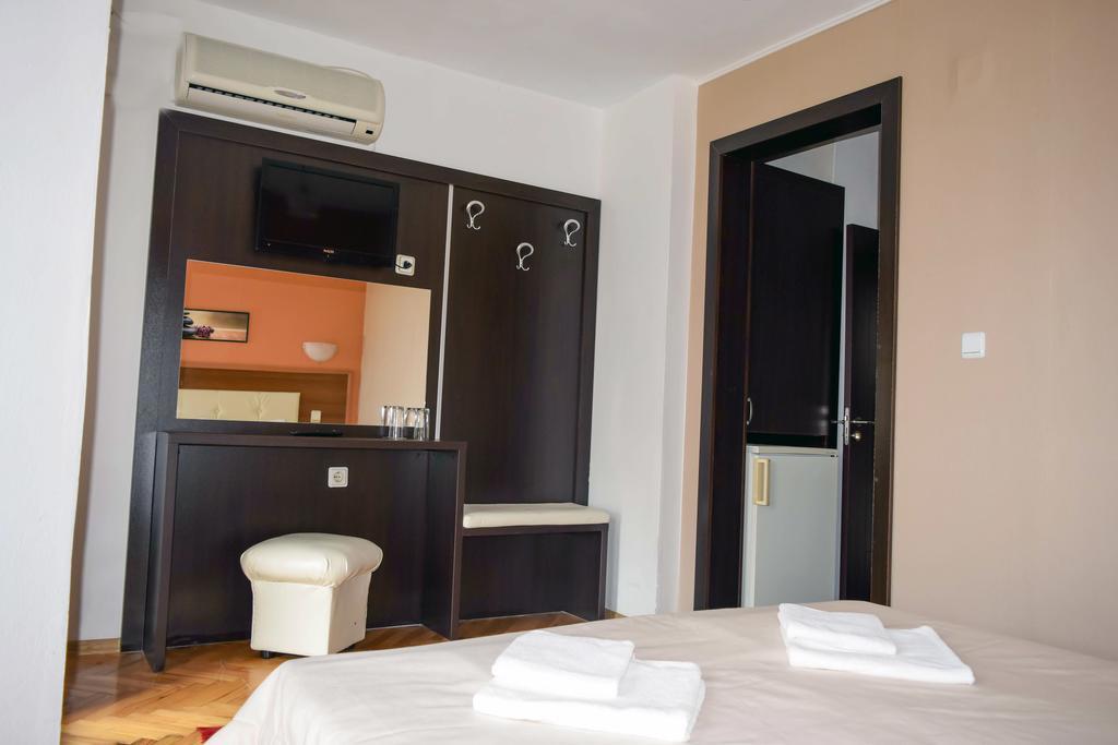Private Rooms Trakiets Поморие Экстерьер фото