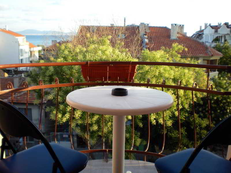 Private Rooms Trakiets Поморие Экстерьер фото